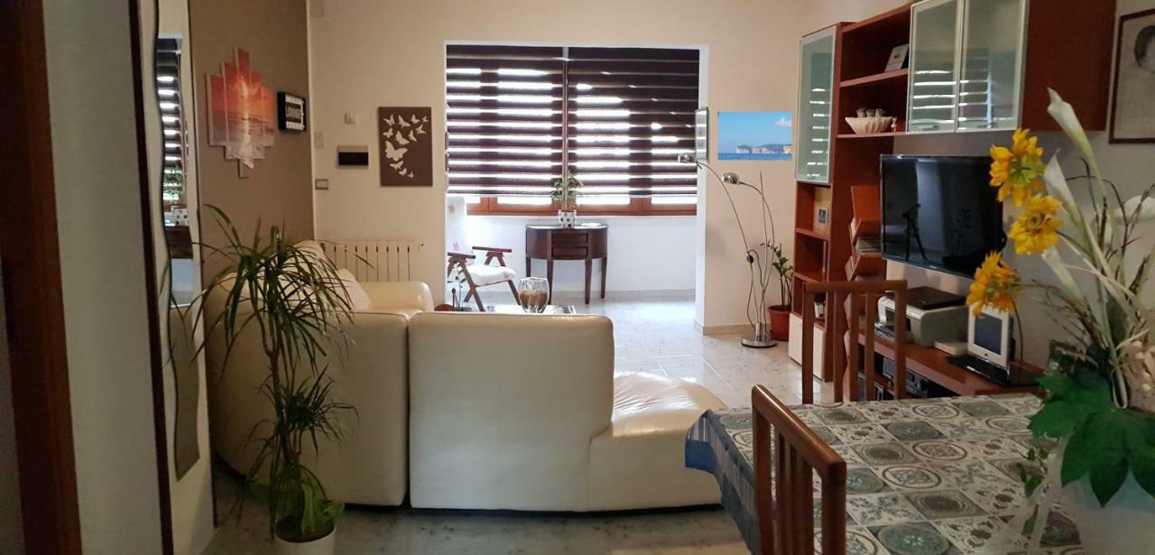 Casa Vacanze "Sara" Альгеро Екстер'єр фото